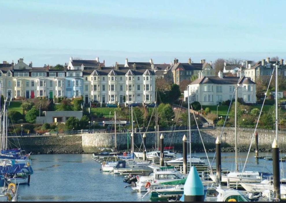Lilas Bangor Ni Exteriör bild